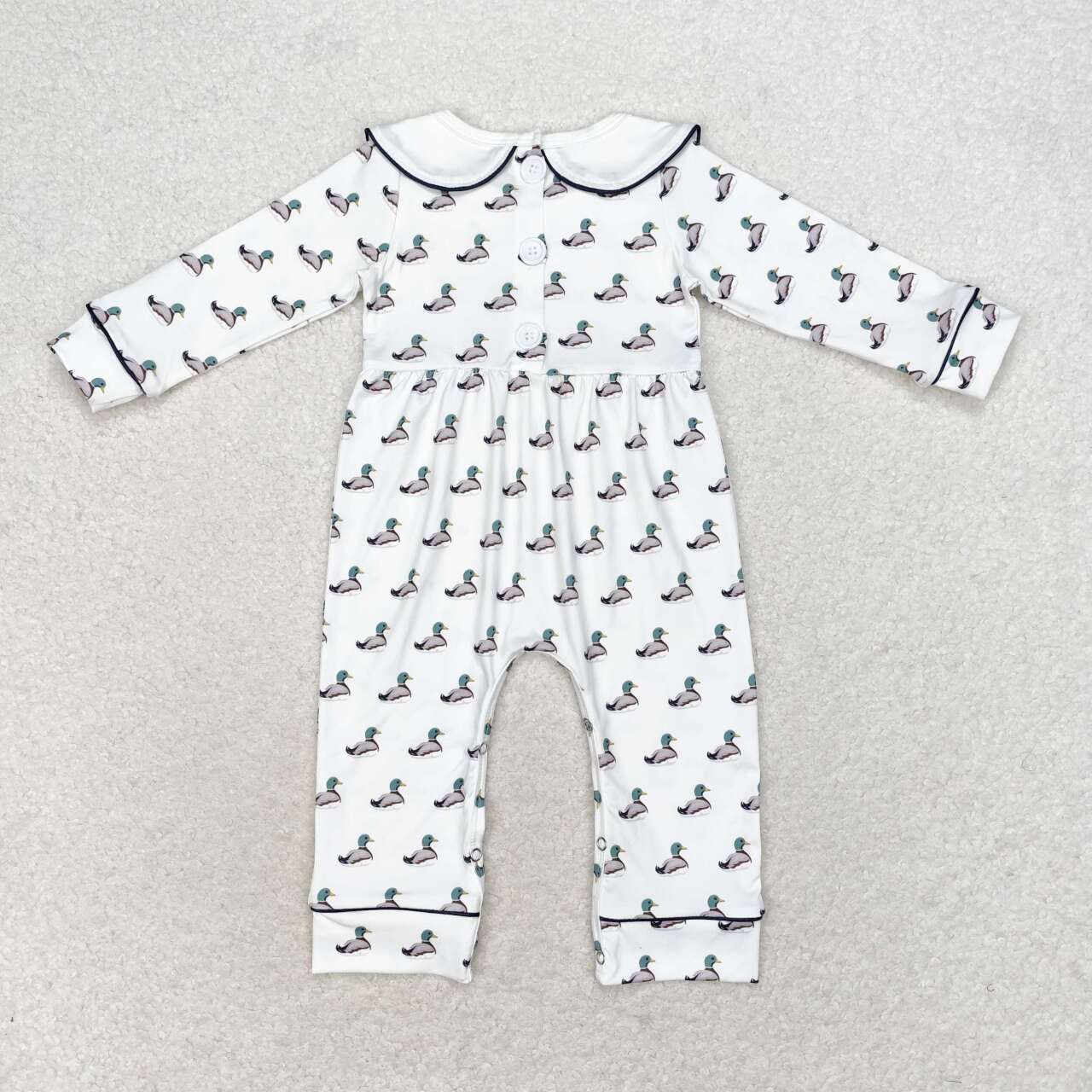 LR0943 White long-sleeved bodysuit with duck collar