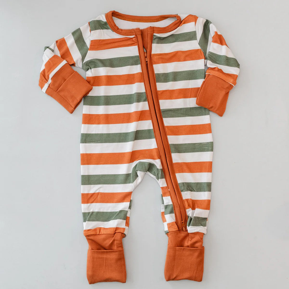 presale LR1732 Green and orange striped white zip-up long-sleeved bodysuit  8.10