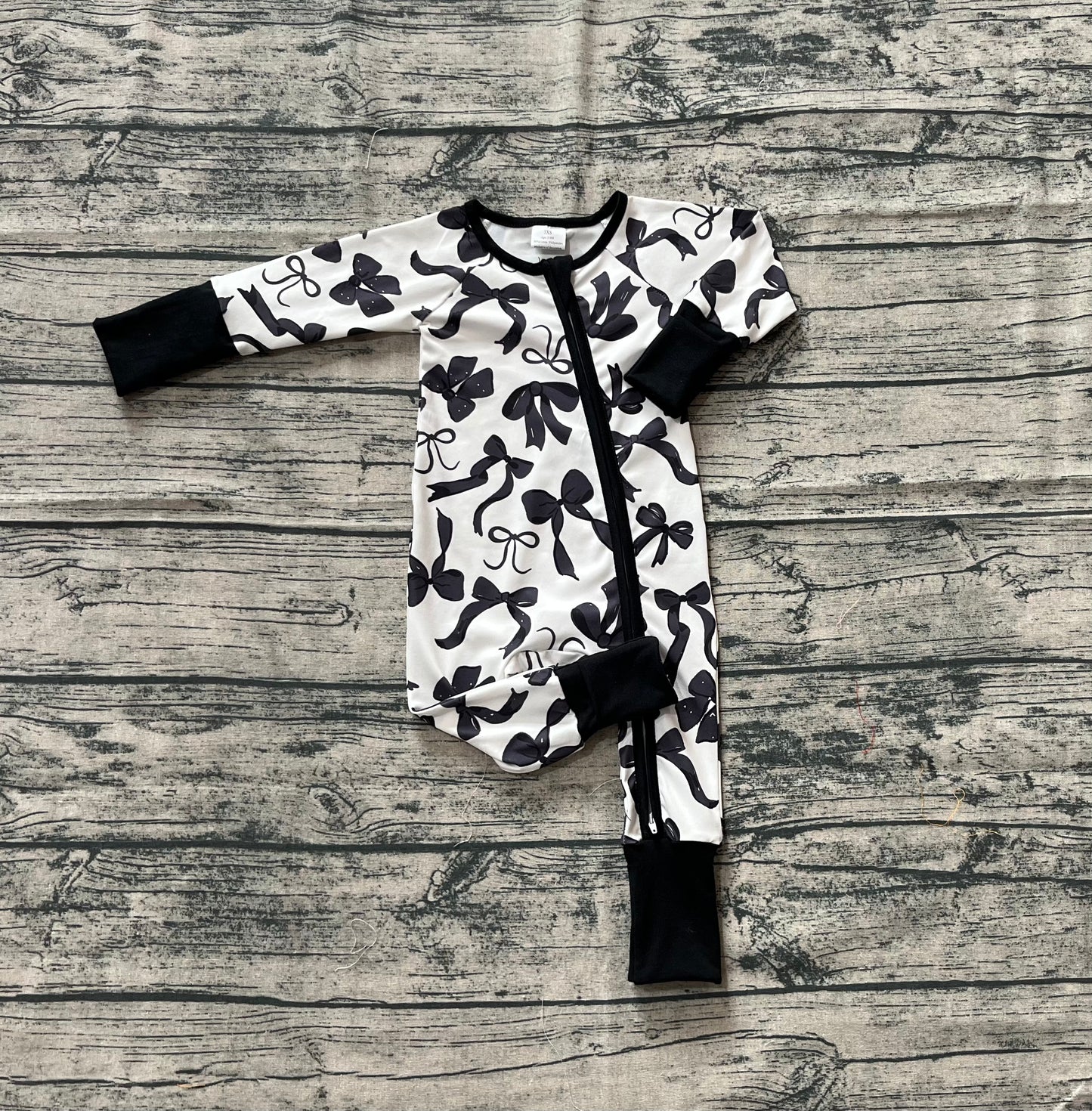 LR2253 Baby Kids Long Sleeves Black Bows Zipper Rompers D 5.26