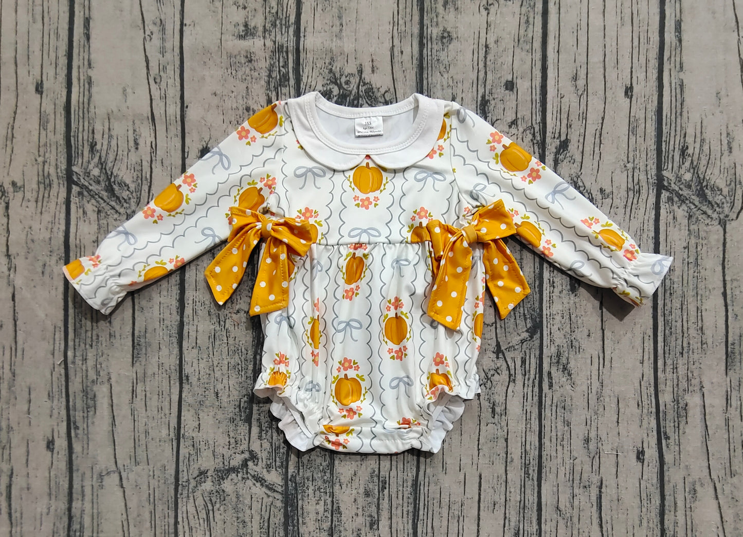 LR2389 Baby Girls Long Ruffle Sleeves Pumpkins Bows Plaid Rompers D 829