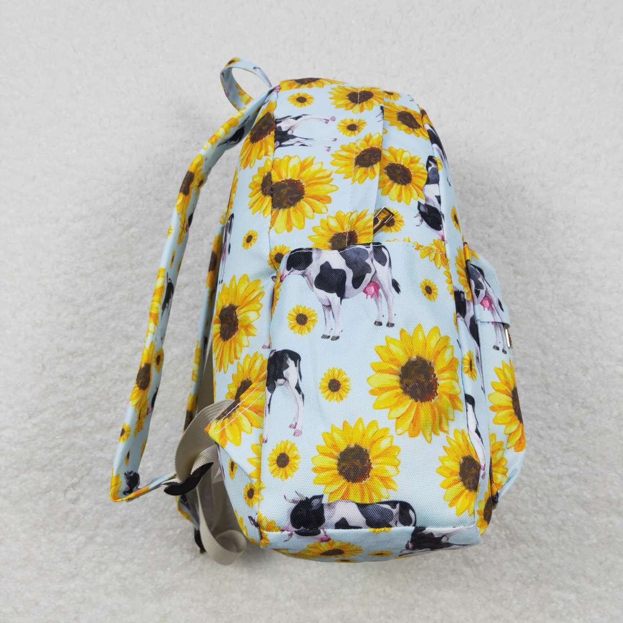 BA0151 Sunflower Cow Light Color Backpack