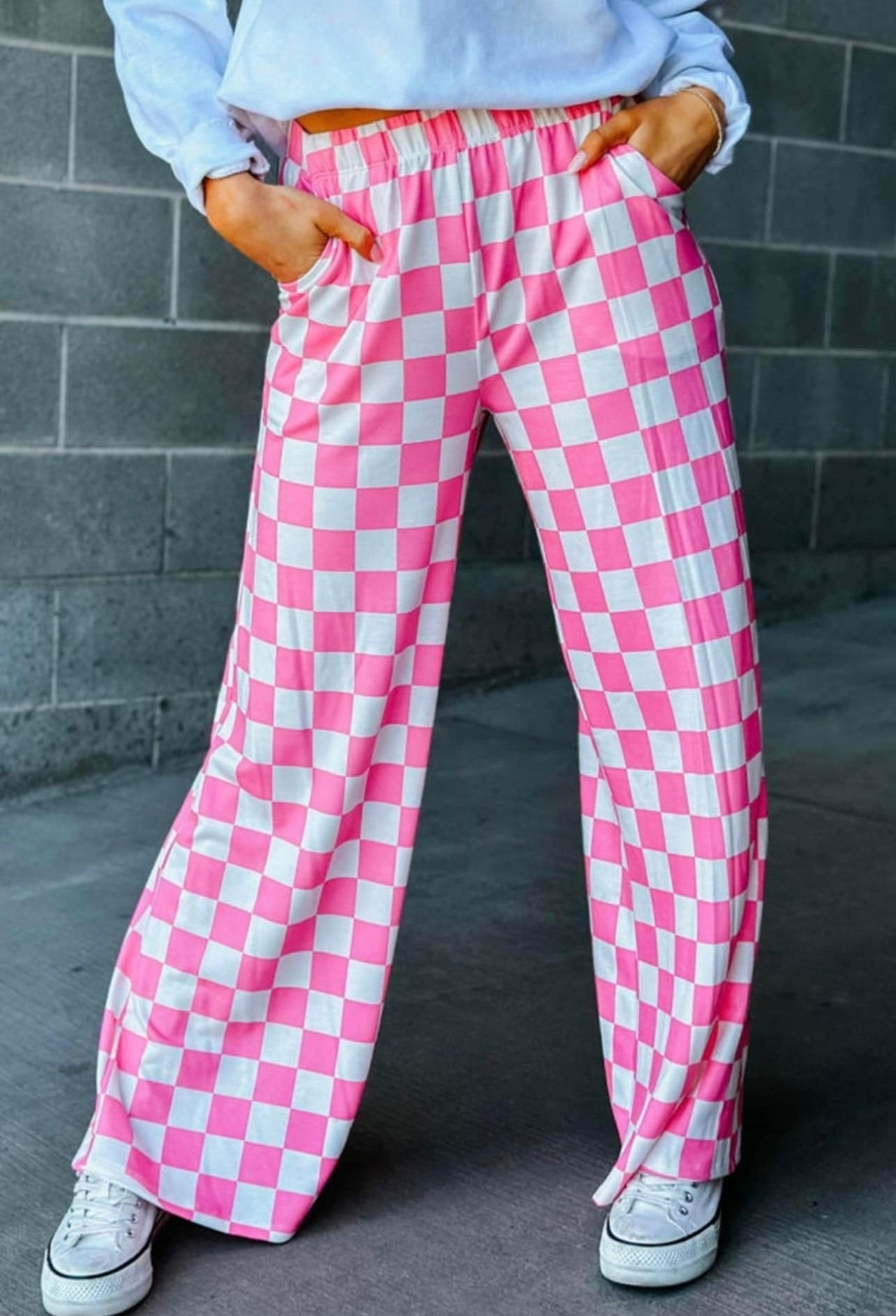 P0648  Adult women pink and white plaid trousers