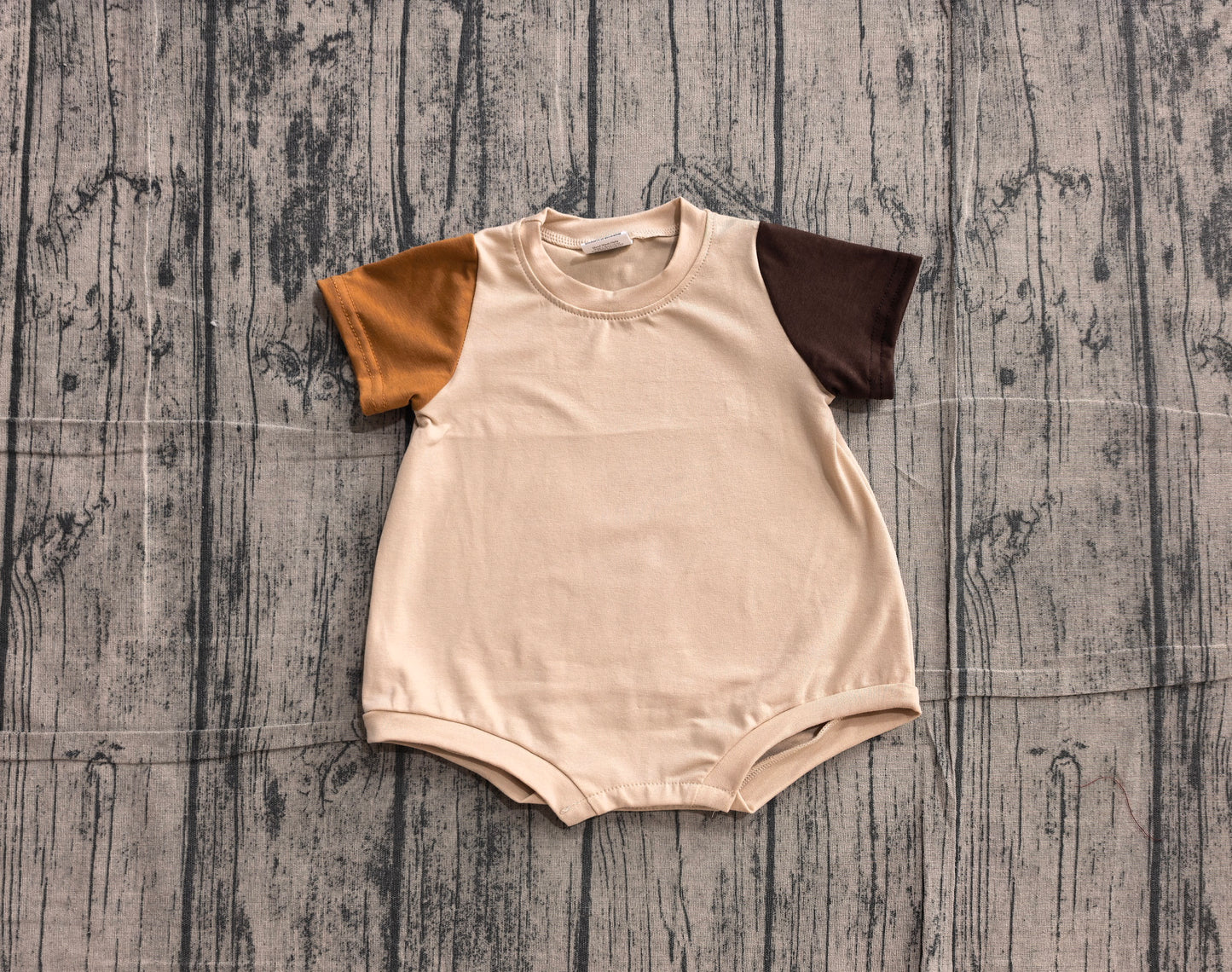Pre order contrast color bubble romper