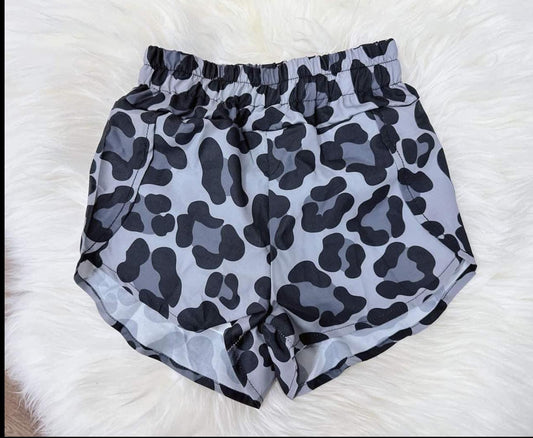 presale SS0379 Leopard print grey and black shorts 2024 10.14