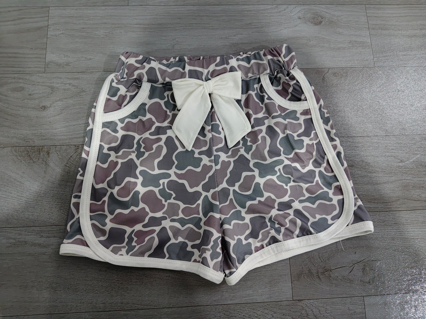Pre order baby girl camo shorts
