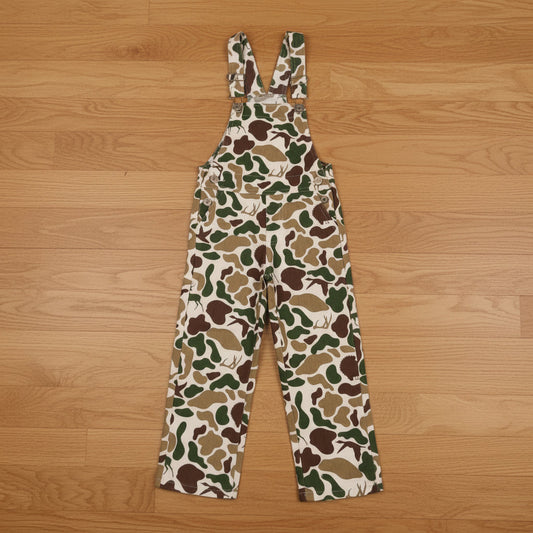 hunting camo straight pants denim overalls outfit