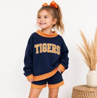 Custom order MOQ 5 one items team long sleeve shorts sets