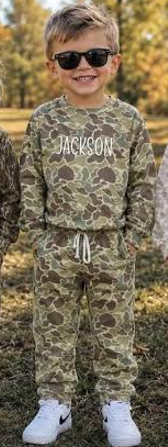 MOQ 5 one items TAT 6-8weeks 95%cotton 5%spandex custom kids camo joggers outfit
