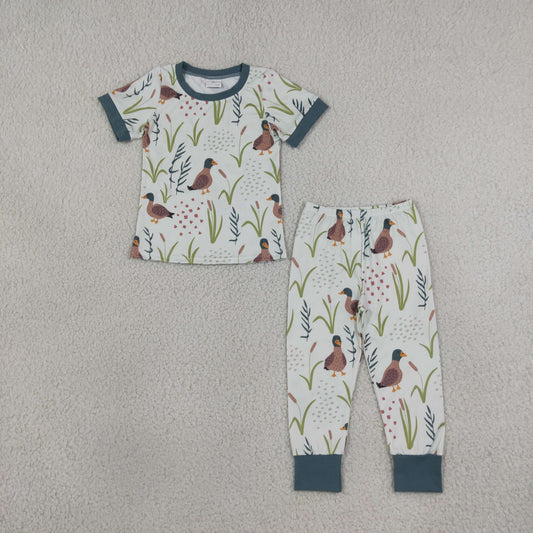 short sleeve duck print boy pajamas set