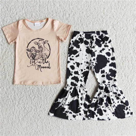 C4-13 Cow Alphabet Top Bow Cow Flared Pants