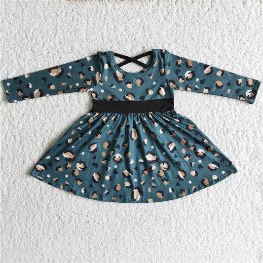 6 A1-3 green leopard skirt
