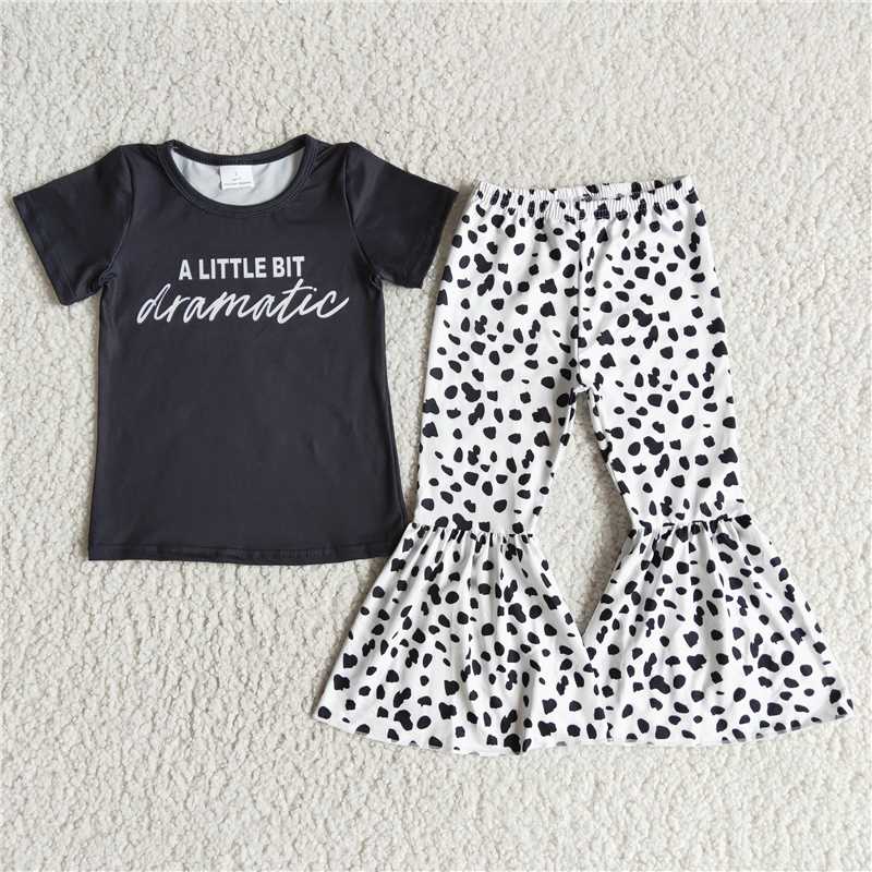 D11-1 Black Lettering Short Sleeve Leopard Print Flared Pants