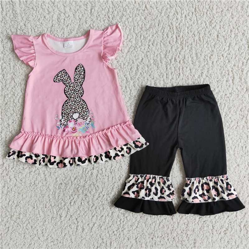 E6-17 Easter Leopard Bunny Fly Sleeves Black Cropped Pants