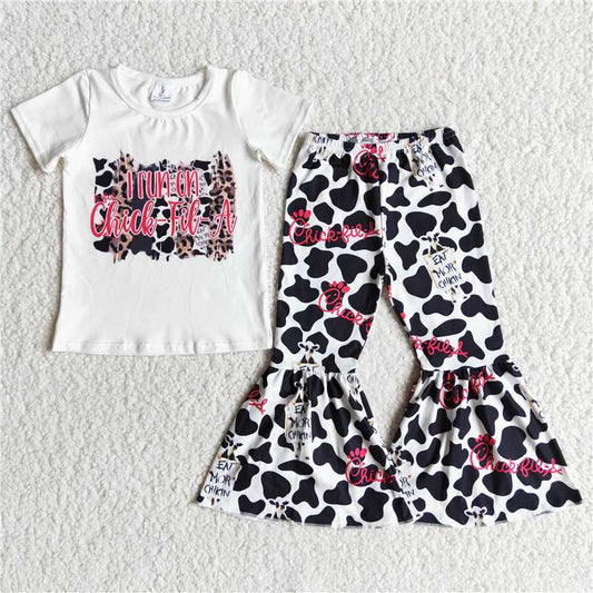 E7-2 White Short Sleeve Cow Spot Flared Pants Set