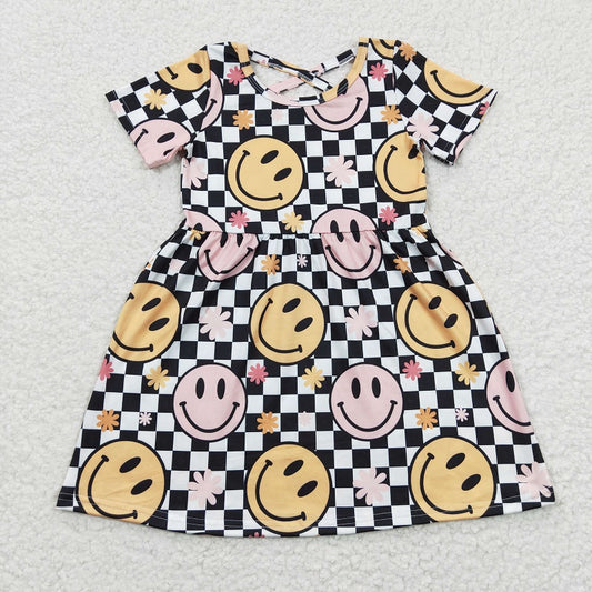 GSD0336 Smiley Black Plaid Short Sleeve Dress D 7.4